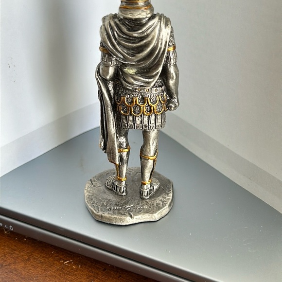 Medieval Knight and Roman Soldier Figurine Set - Veronese 4" - Picture 11 of 14